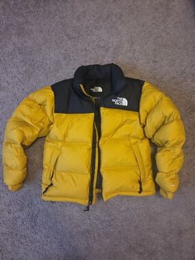 The North Face Men 1996 Retro Nuptse Jacket 700 Puffer Yellow Size S Rare Winter